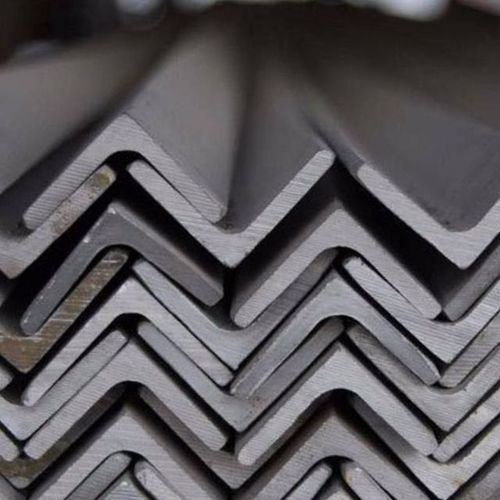 Уголок стальной равнополочный 45х45х5 мм г/к